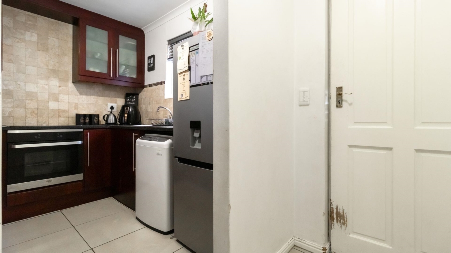 2 Bedroom Property for Sale in Wynberg Western Cape